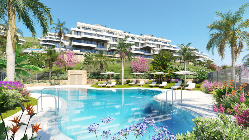 Calanova Collection – Mijas - luksusbasseng med solsenger, tropiske hager og moderne boligterasser