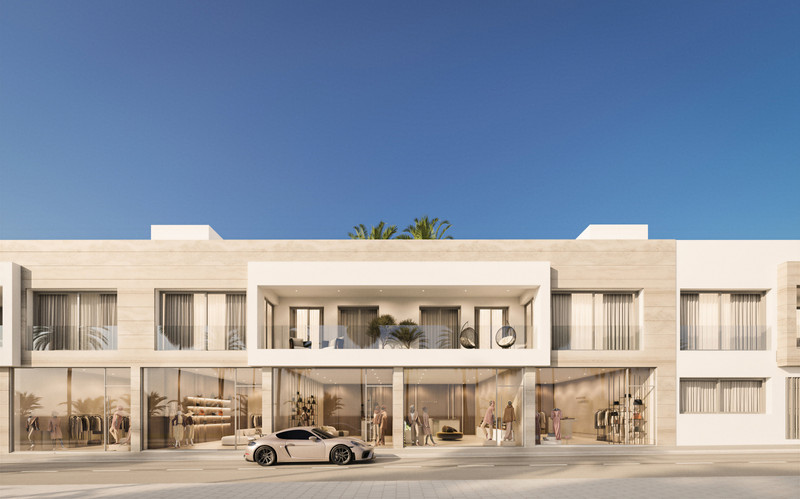 Alcantara del Mar Leilighets – San Pedro de Alcántara - luksuriøs fasade med forretningslokaler i første etasje og terrasse over