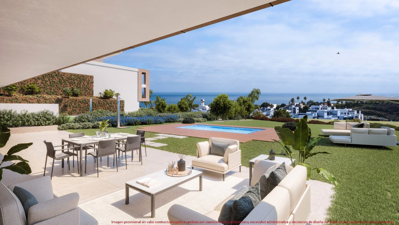 Marine Hills – Stage 2 – Estepona - luksuriøs terrasse med utemøbler, spiseplass, basseng og panoramautsikt over havet