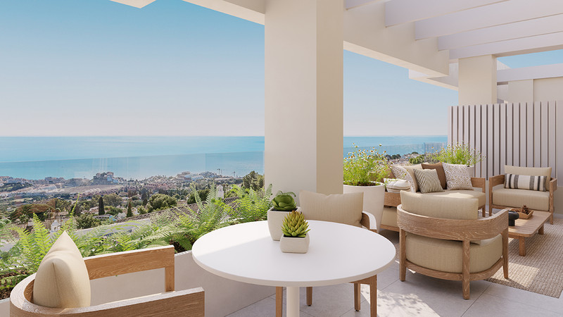 Blossom Hills – Benalmadena - luksuriøs terrasse med sjøutsikt, loungemøbler og panoramautsikt over Middelhavet