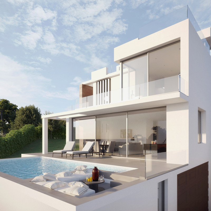 Villa Molino – Estepona - moderne hvit eksteriør med privat pool, solterrasse og gulv-til-tak glassdører