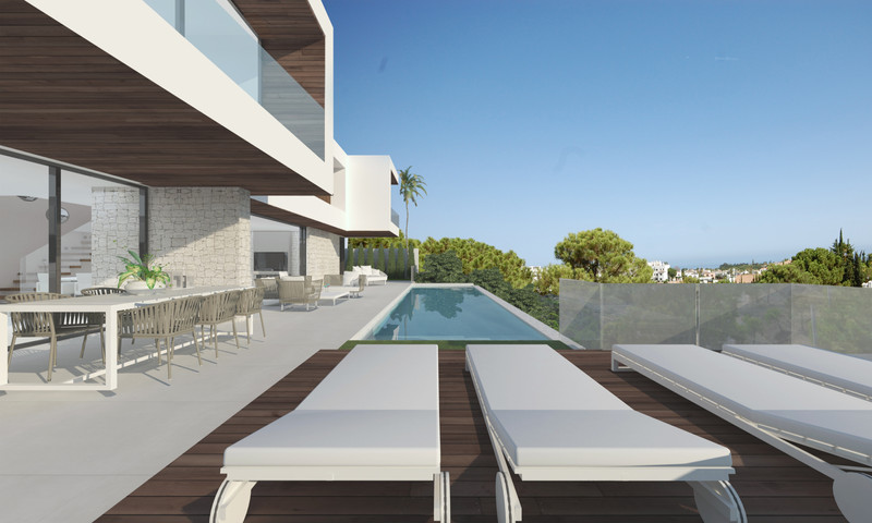 VILLA GALA Selwo – Selwo - utendørs bassengterrasse med solsenger, spiseområde og moderne hvit fasade